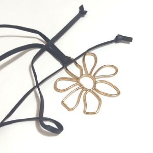 Urban Outfitters | Necklace | Trendy | Adjustable | Chic |